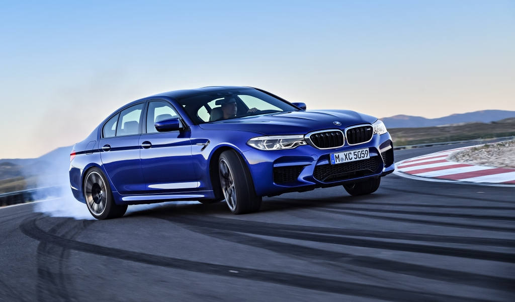 BMW M5 xDrive, F90, M5, Torquing Cars